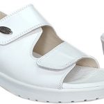 Heel-Spurs-Sandals-Model-Woman-EPT08AB