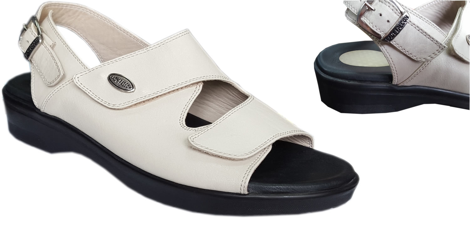 Heel-Spurs-Sandals-Model-Woman-EPT08AJ